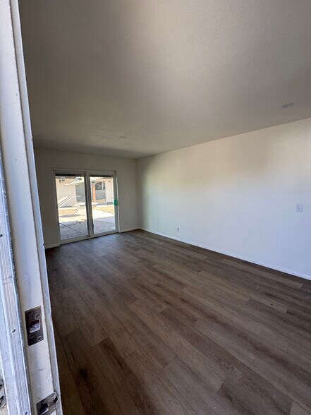 Building Photo - 74430 Driftwood Dr