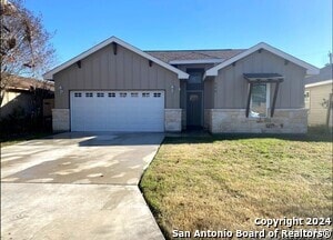 Building Photo - 220 E Byrd Blvd