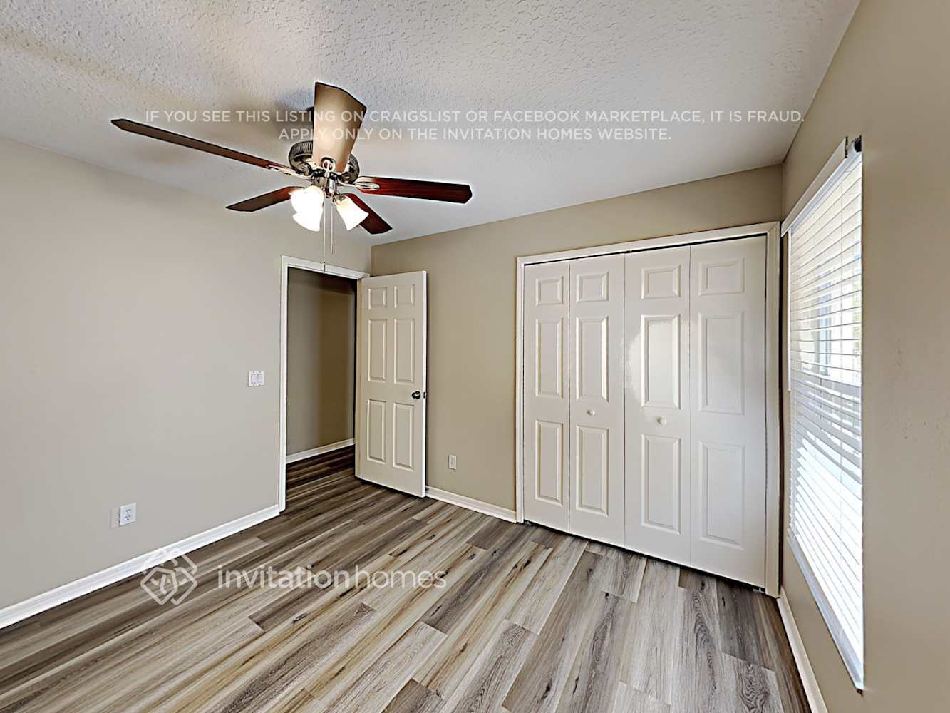 Building Photo - 3839 Regents Way