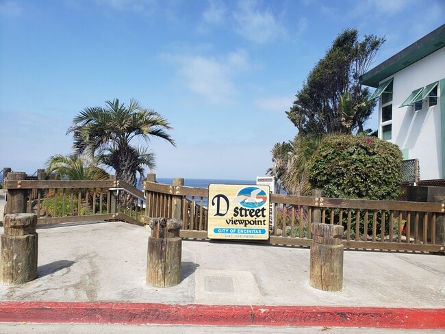 Building Photo - 542-546 3rd St