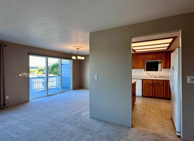 Building Photo - 31080 State Rte 20