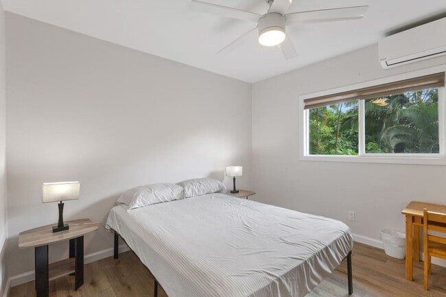 Building Photo - Heart of Ala Moana | W/D, AC, Free Parking