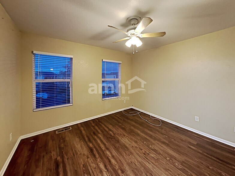 Building Photo - 4726 Andes St