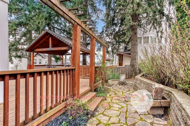 Building Photo - 15101 SW 107th Terrace