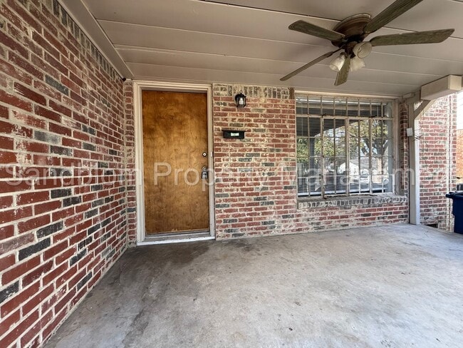 Building Photo - For Lease | University of Tulsa | Available Now!