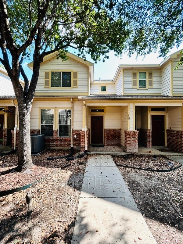 Building Photo - 13507 Bristow Dawn