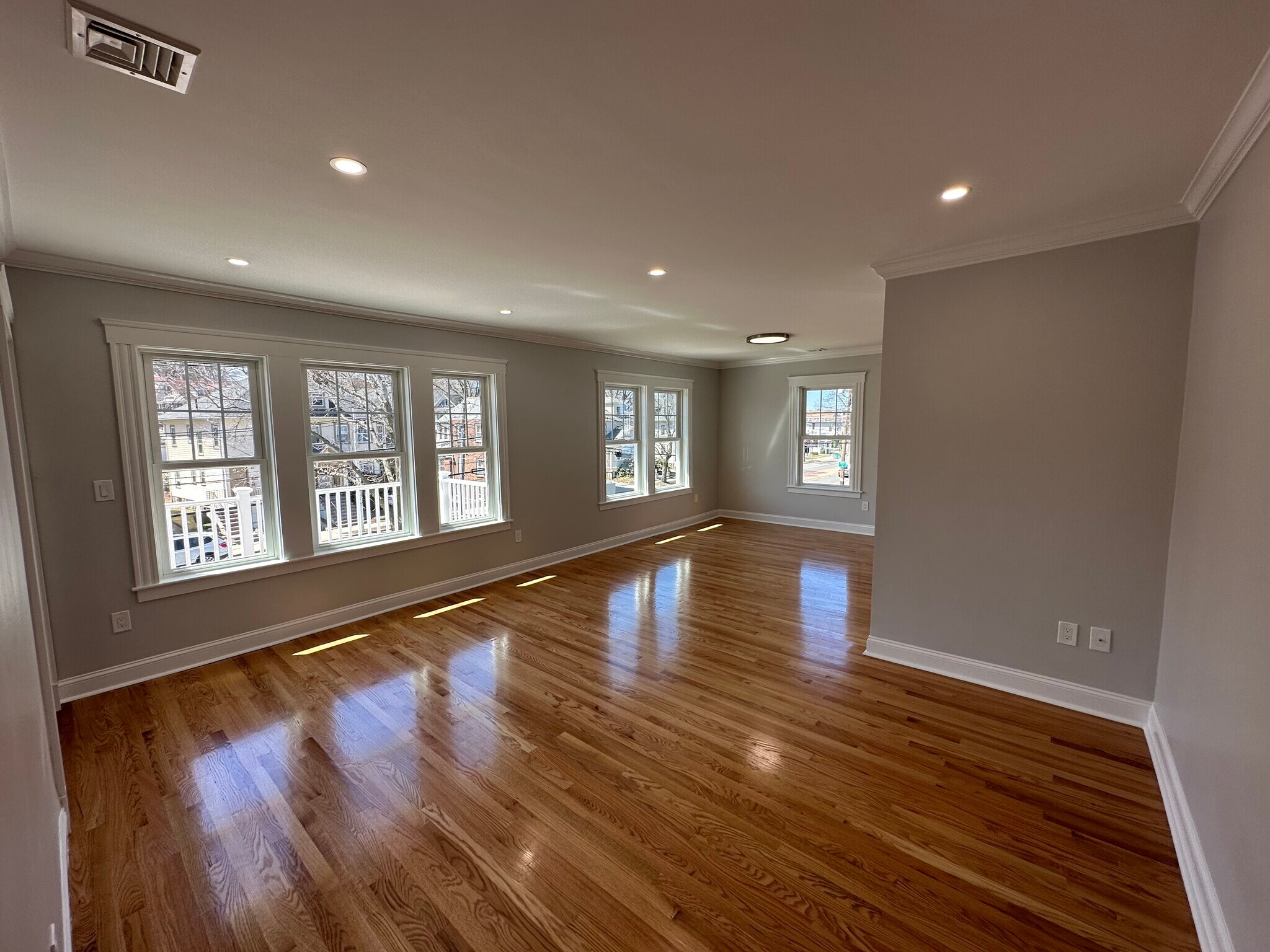 Building Photo - 35 Trapelo Rd