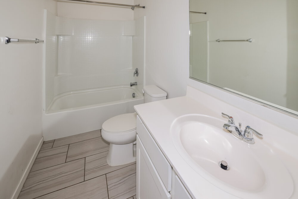 Building Photo - 9259 E Static Ave