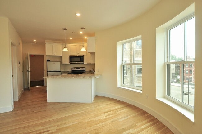 Building Photo - Modern Renovated Top-Floor Brownstone @ Audubon Circle