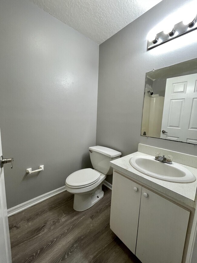 Building Photo - 2275 Granada Dr