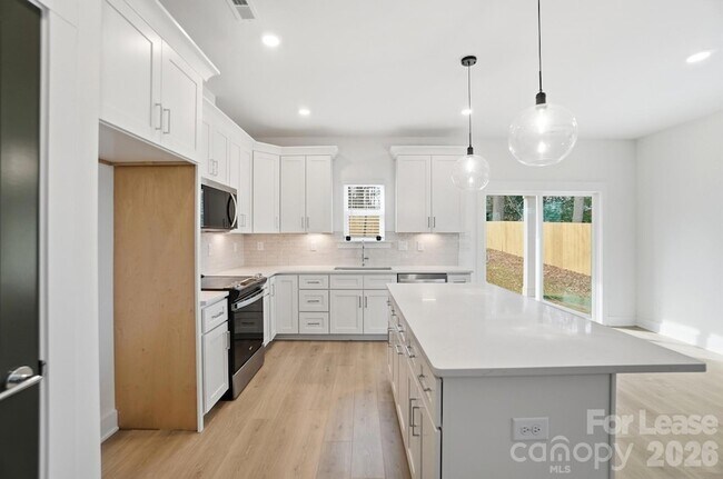 Building Photo - 3945 Tillman Rd