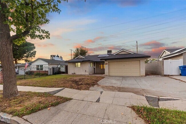 Building Photo - 11377 Gaynor Ave