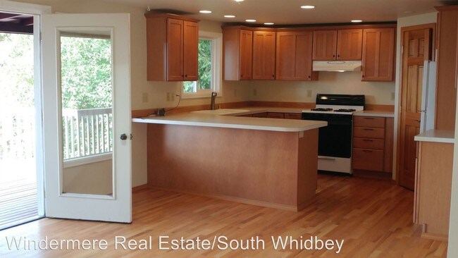 Building Photo - 684 Windmill Dr