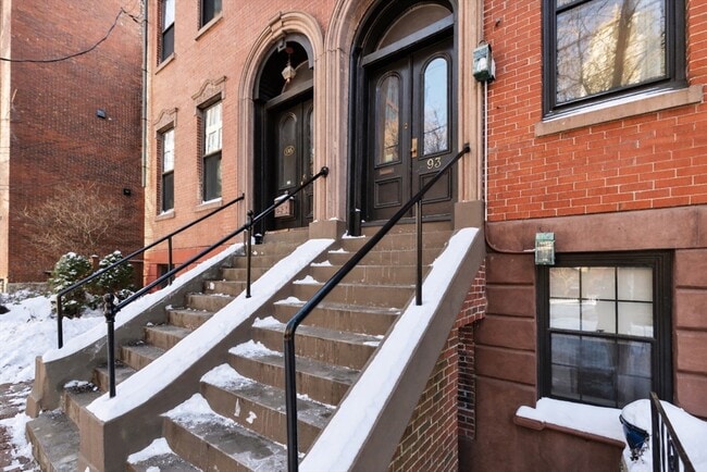 Building Photo - 93 Third St