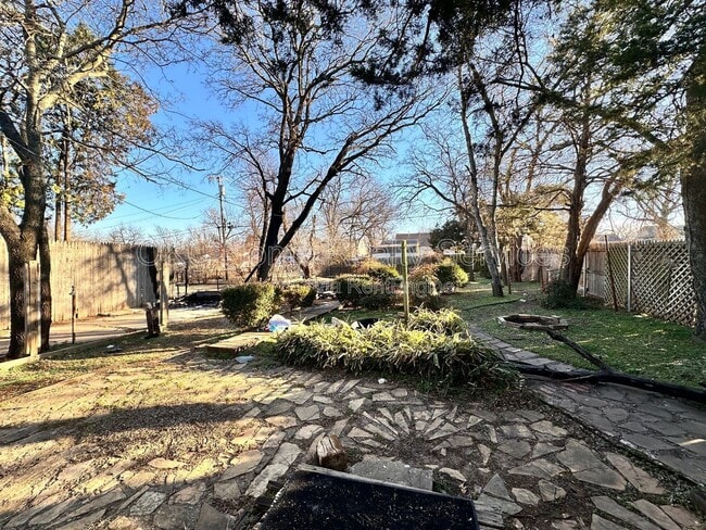 Building Photo - 2144 NW 36th St