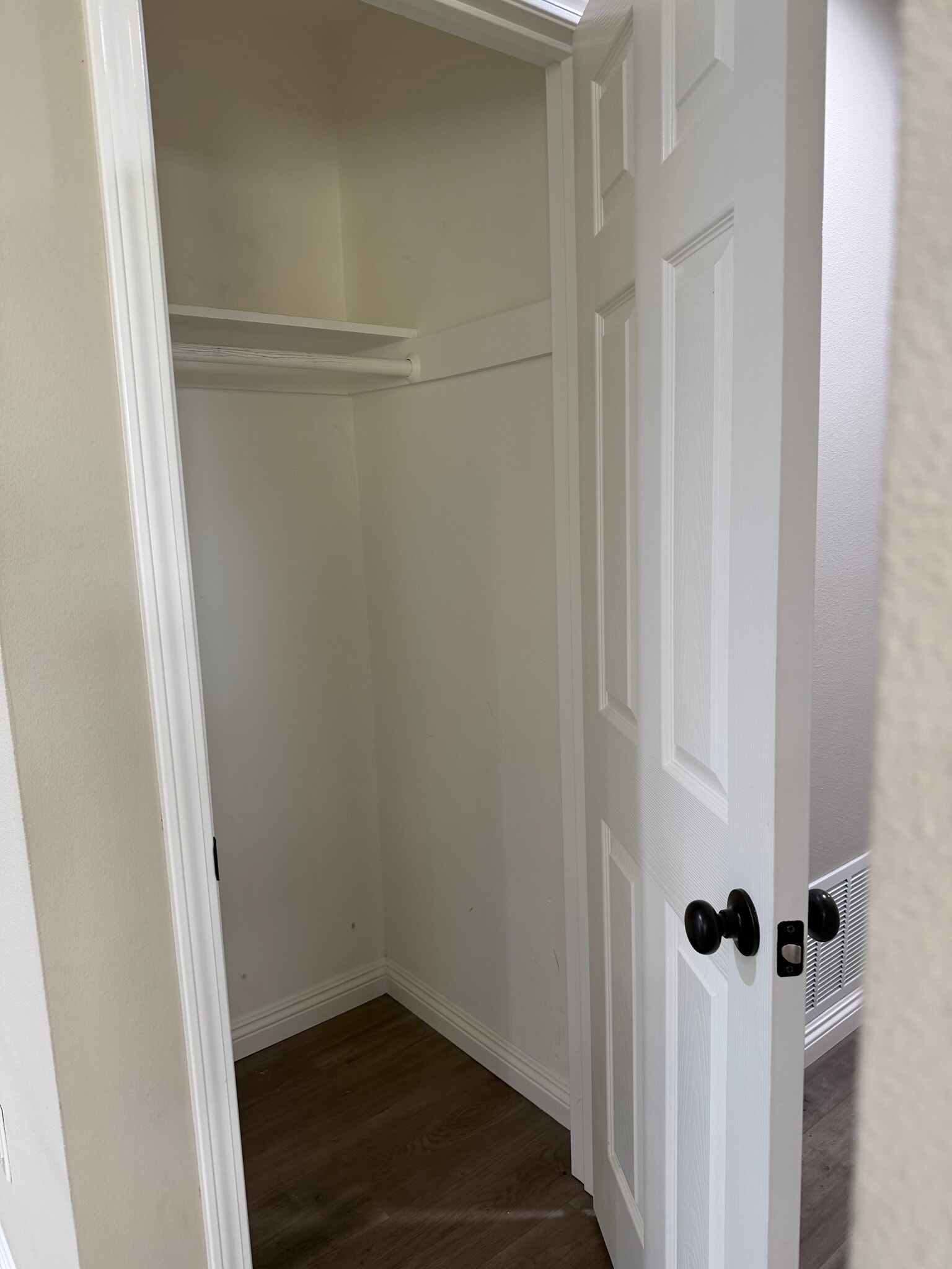 Building Photo - 15241 Dorian St