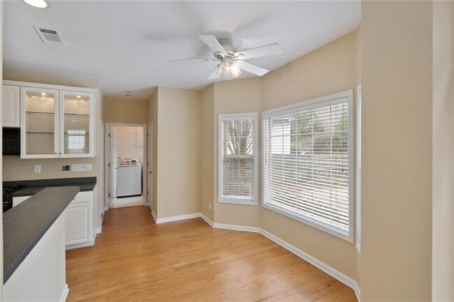 Building Photo - 2109 Berryhill Cir SE
