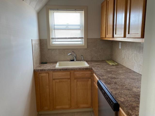 Building Photo - 52 Charpentier Ave
