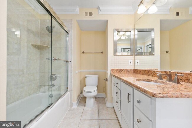 Building Photo - 3922 Penderview Dr
