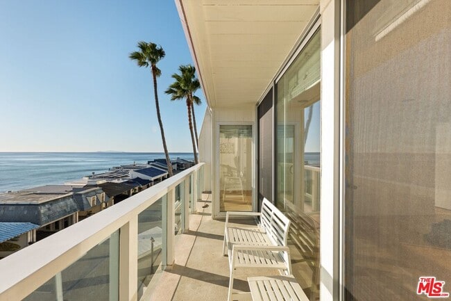 Building Photo - 11942 Whitewater Ln