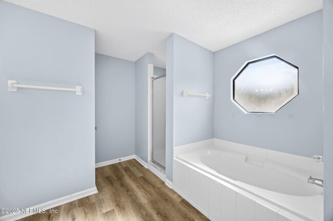 Building Photo - 8047 Beaver Creek Dr