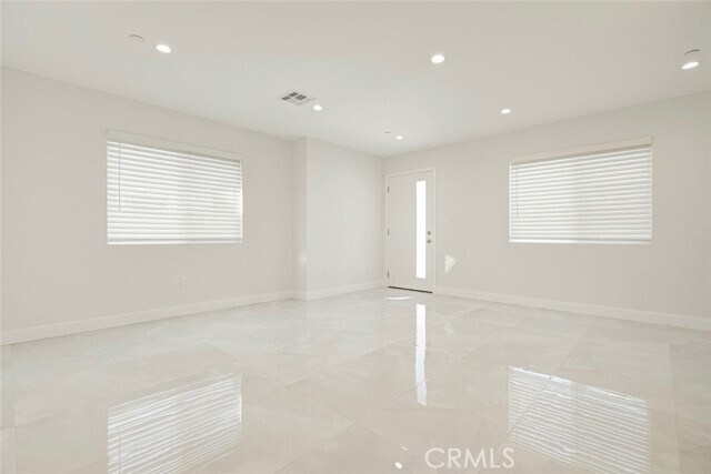 Building Photo - 13325 Strathern St