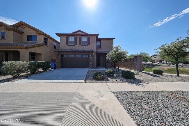 Building Photo - 3813 E Branham Ln