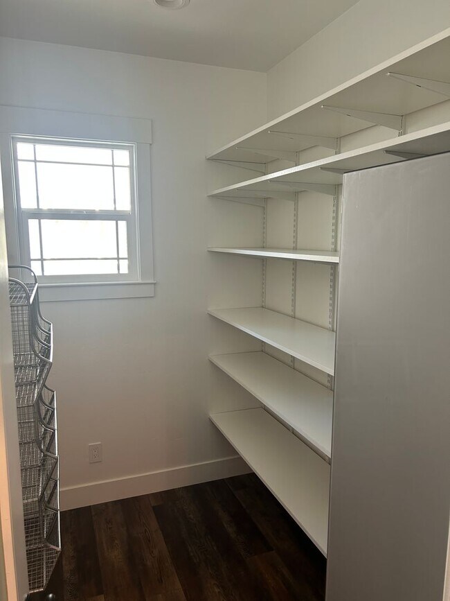 Building Photo - Charming Home in Winters, CA