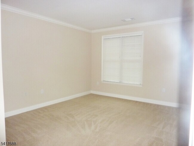 Building Photo - 2214 Ramapo Ct