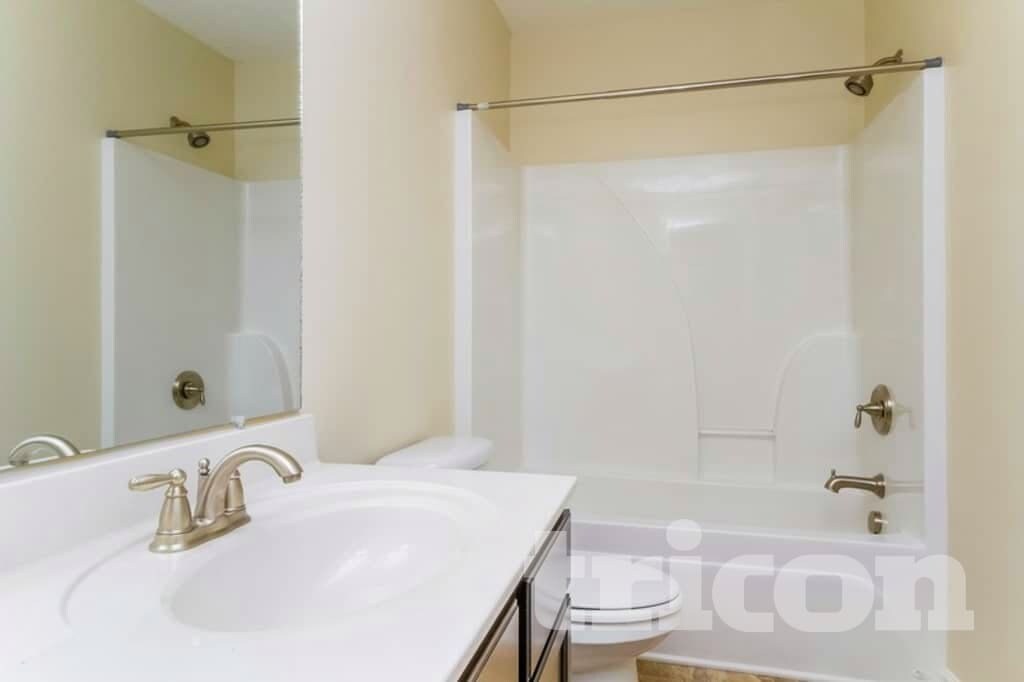 Building Photo - 1011 Middleton Ln