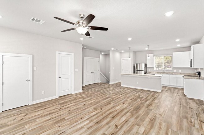 Building Photo - 21522 Sir Walter Ln