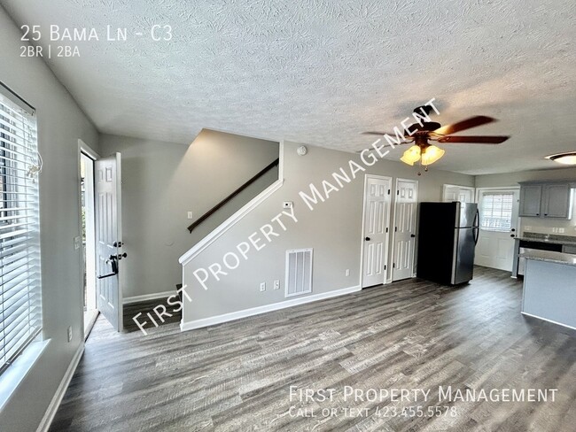 Building Photo - Ringgold Townhome: 2/1.5 w/ Laundry Hookup...