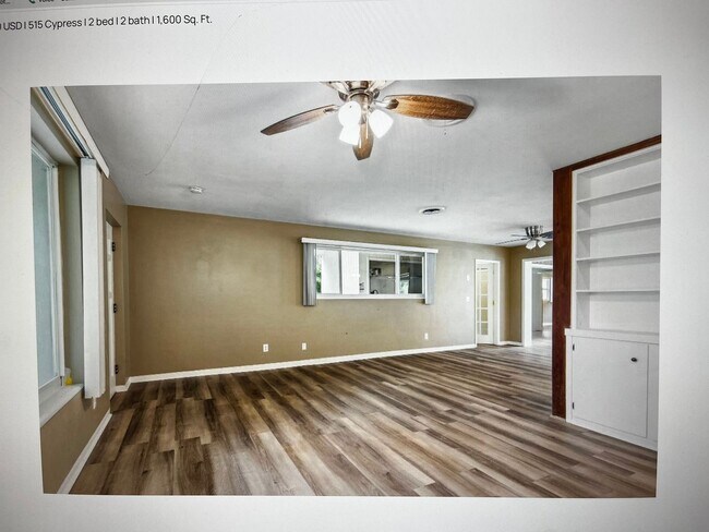 Building Photo - Upgraded 2BR/2BA Home Just Minutes from Vero Beach