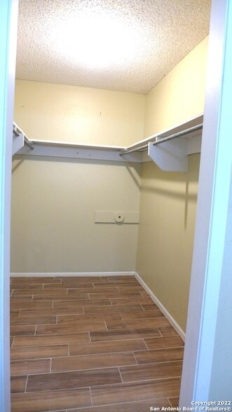 Building Photo - 25 US-87
