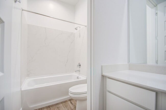 Building Photo - NEW 4 Bedroom home in Phoenix!