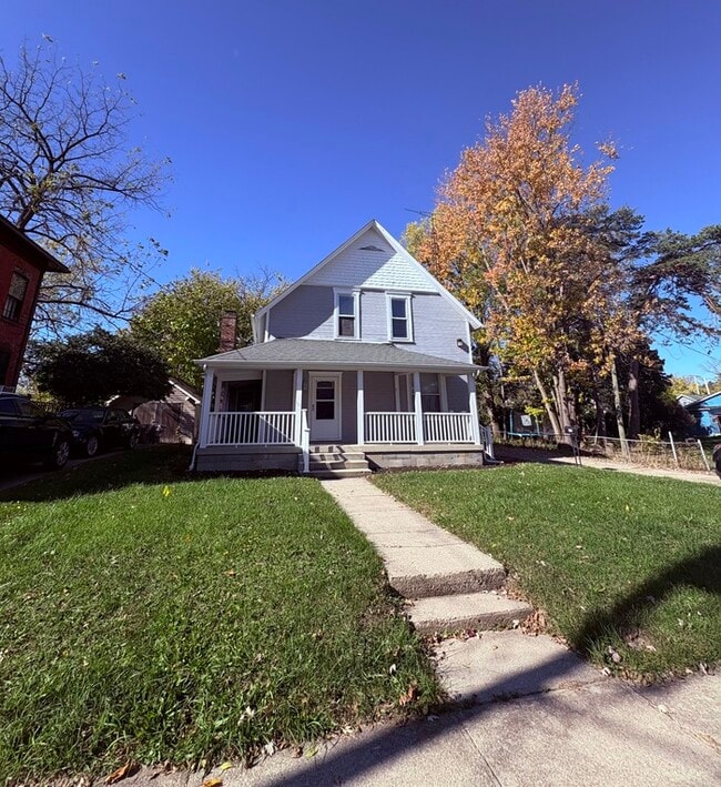 Primary Photo - Charming 4 beds 2 baths in Delaware!