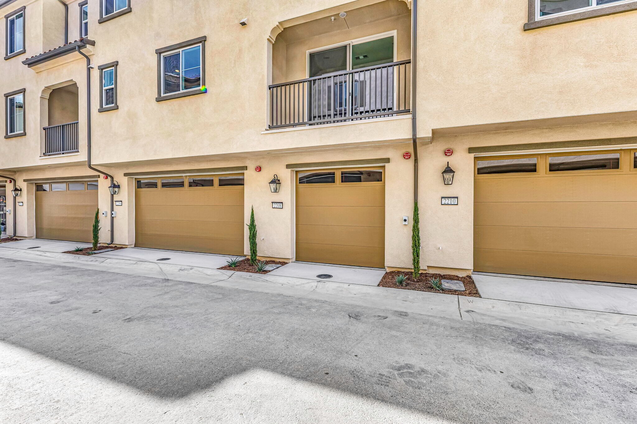 Building Photo - 2208 Mountain Laurel Rd