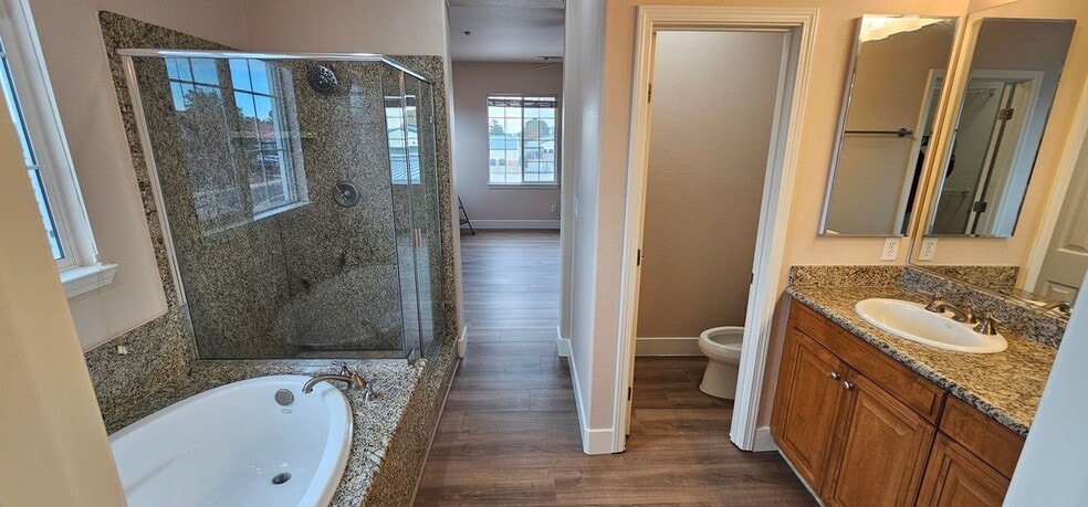 Building Photo - 1876 Tarragon Dr