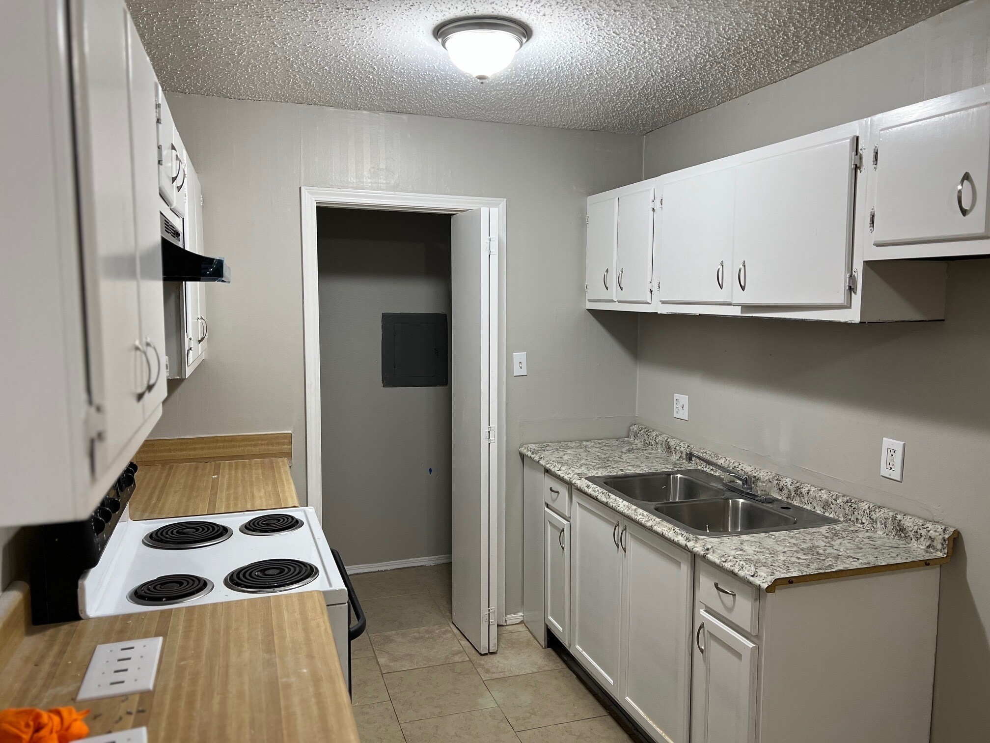 Building Photo - 1140 Shilo