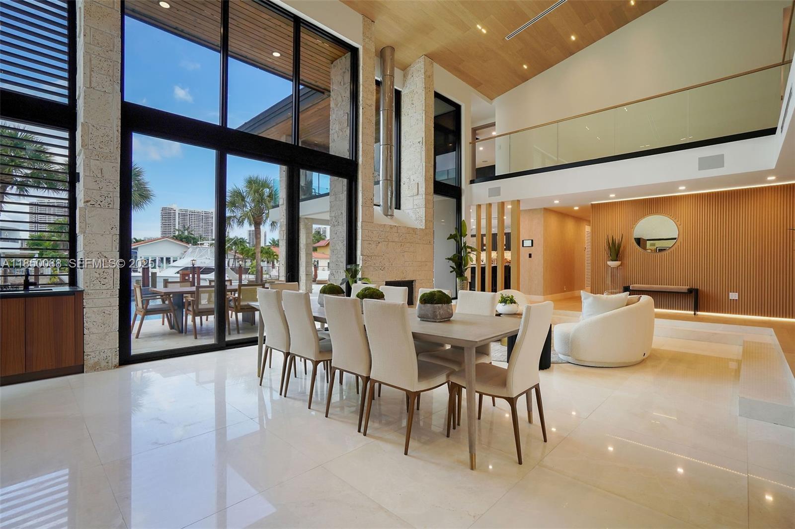 Building Photo - 3251 NE 164th St