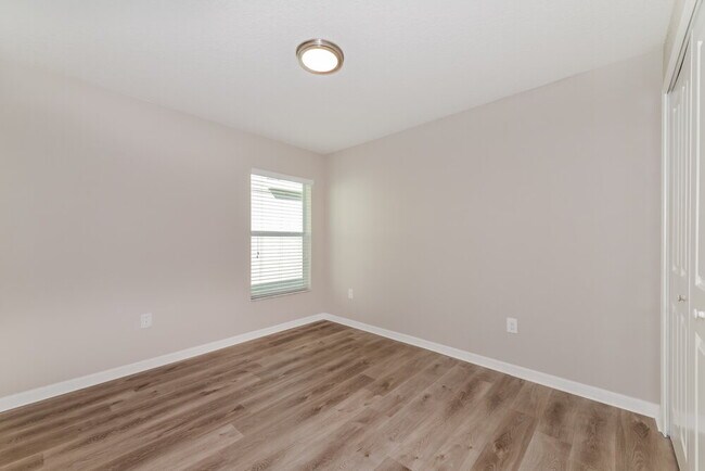 Building Photo - 6706 Trent Creek Dr