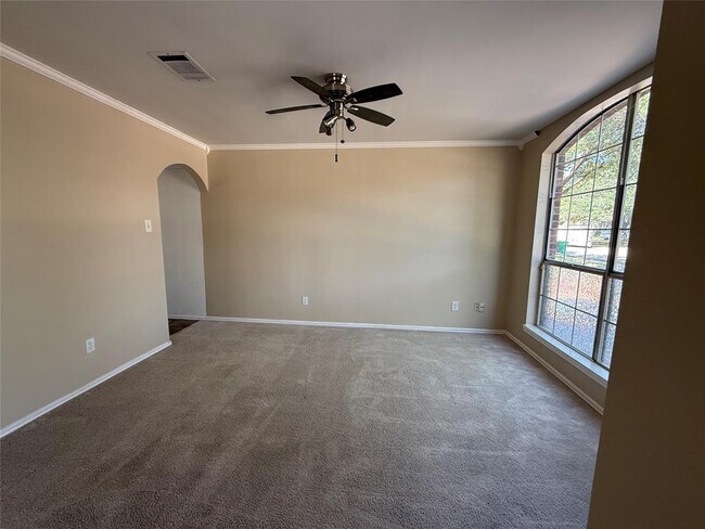 Building Photo - 1531 Arusha St