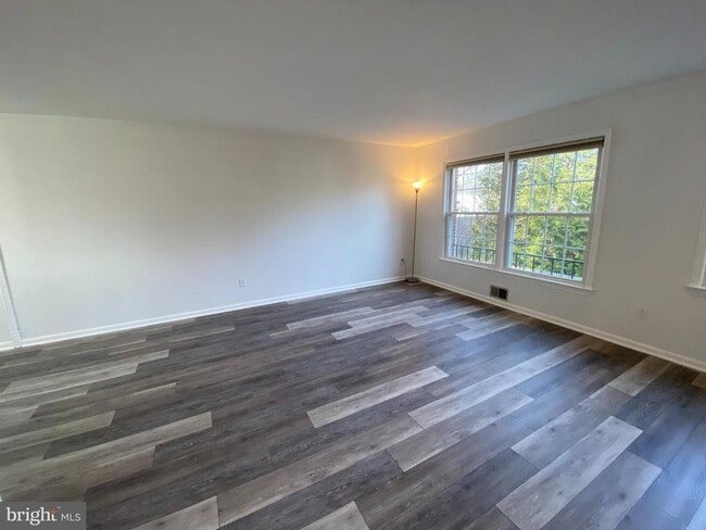 Building Photo - 3116 Cedar Grove Dr