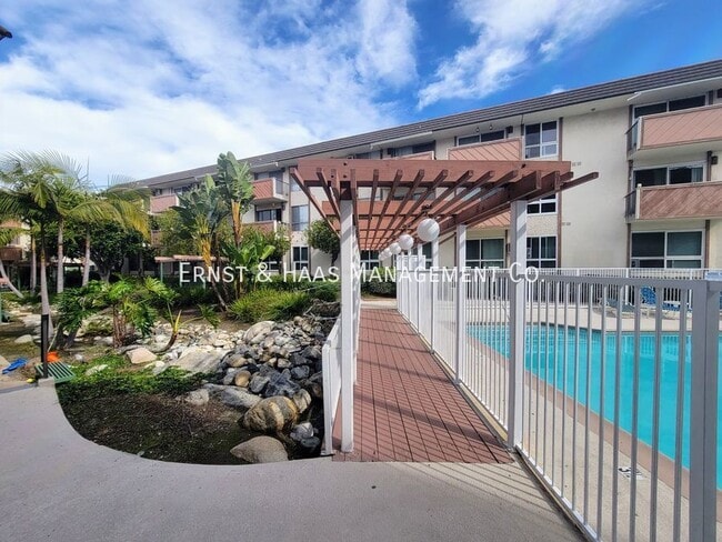 Building Photo - 5585 E Pacific Coast Hwy