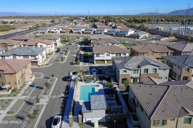 Building Photo - 4100 S Pinelake Way