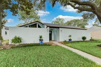 Building Photo - 4535 Turf Valley Dr