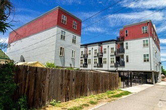 Building Photo - The Fourth Quarter