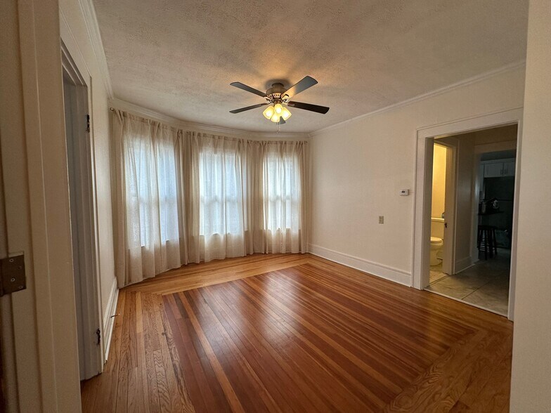 Dining Room - 118 Forest Hill Dr