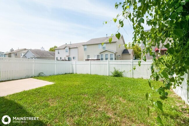 Building Photo - 1201 Garden Village Dr, Florissant, MO 63031
