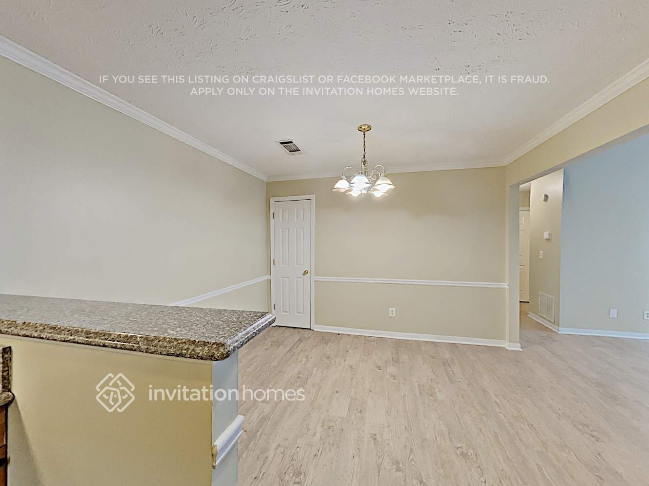 Building Photo - 205 Kings Ct